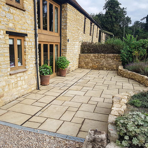 Yorkstone Paving Slabs per m2 (10m2 per pack)